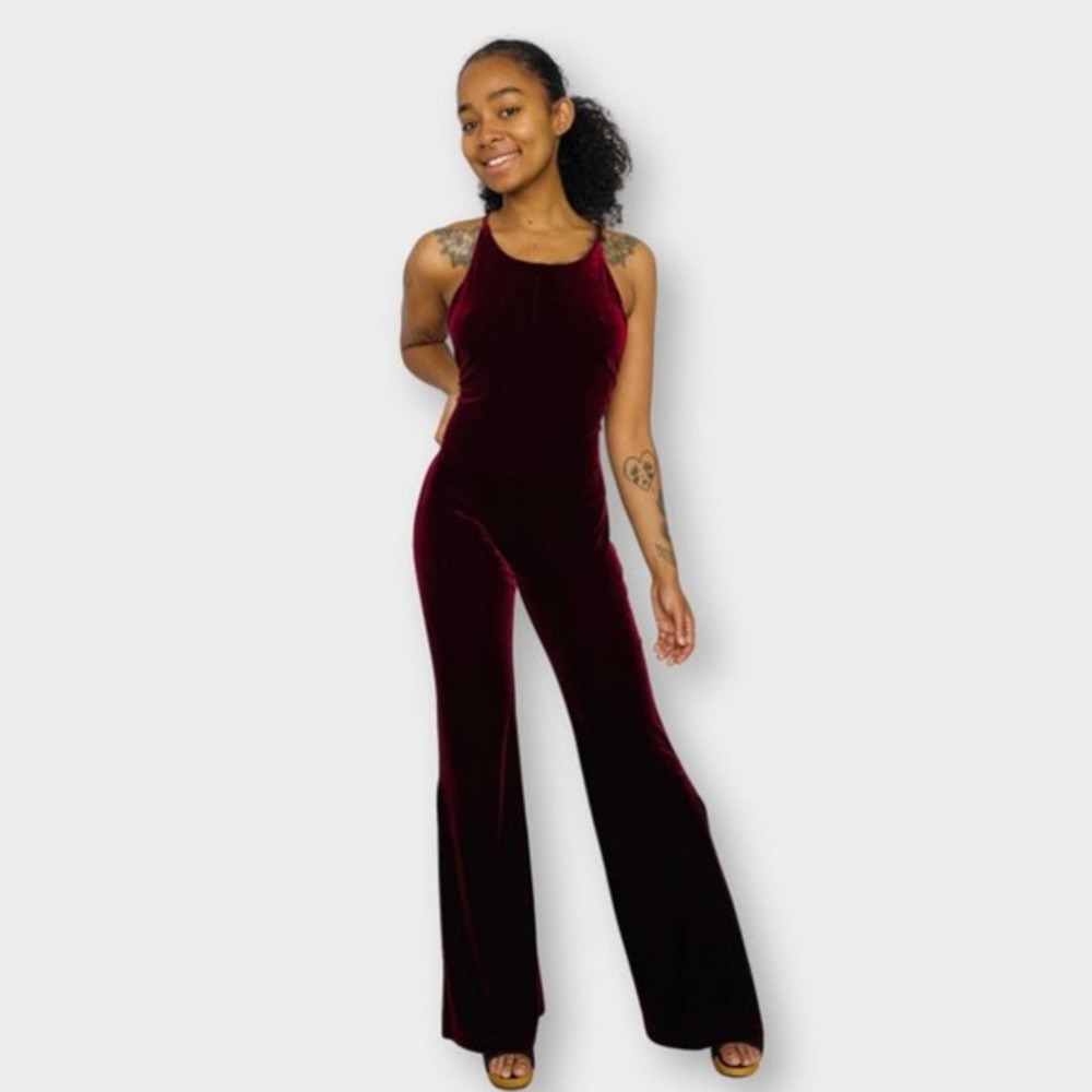 70s Mitra Modelle Burgundy Velour Bellbottom Jumpsuit - Picture 4 of 9